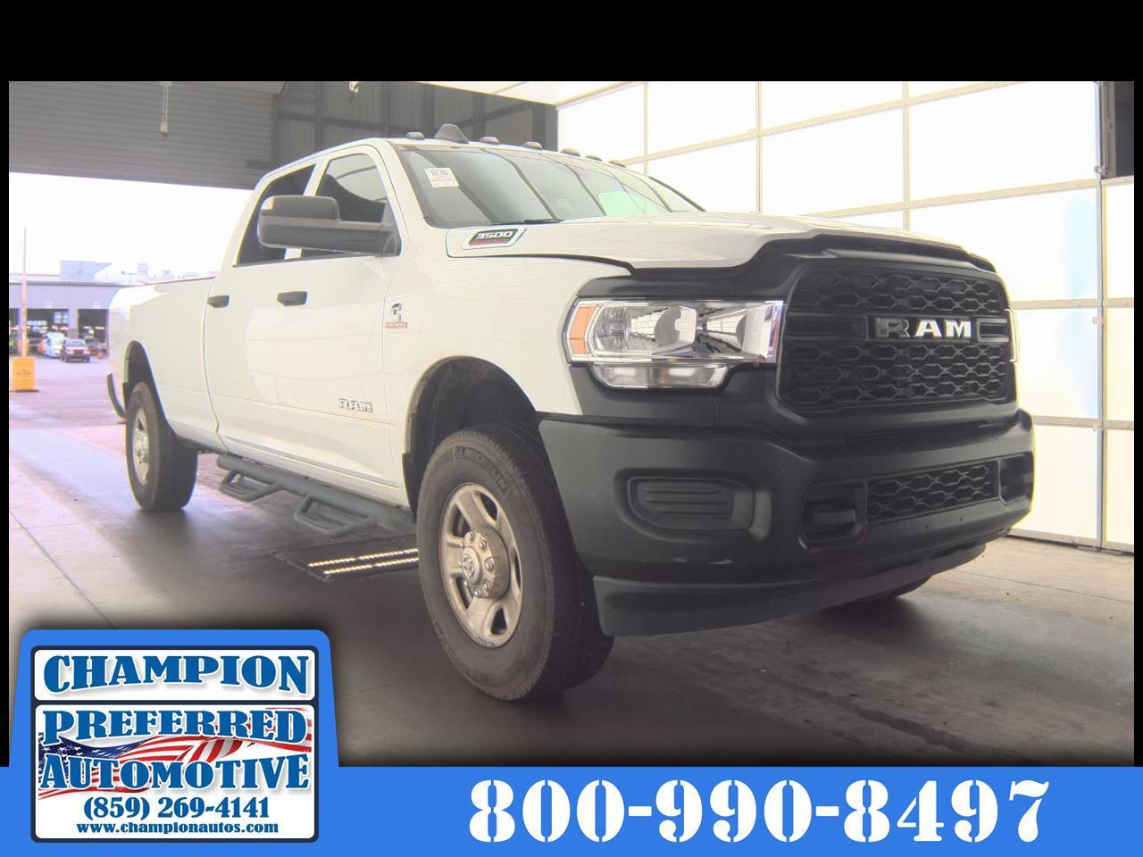 RAM 3500 Tradesman 4x4 Crew Cab 8' Box 2022