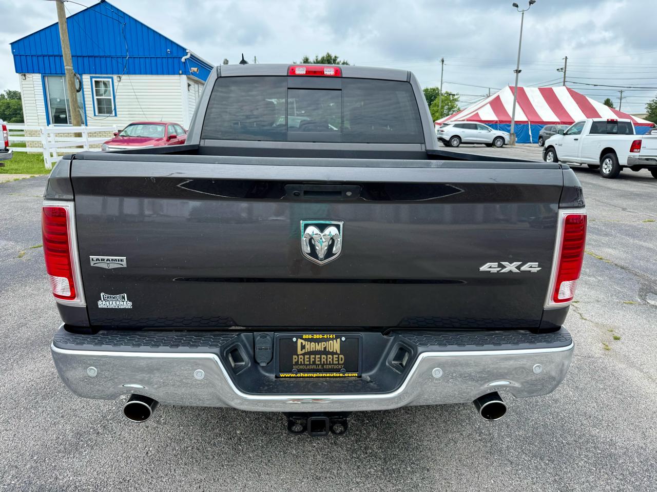 RAM 1500 Laramie 4x4 Crew Cab 5'7" Box 2018