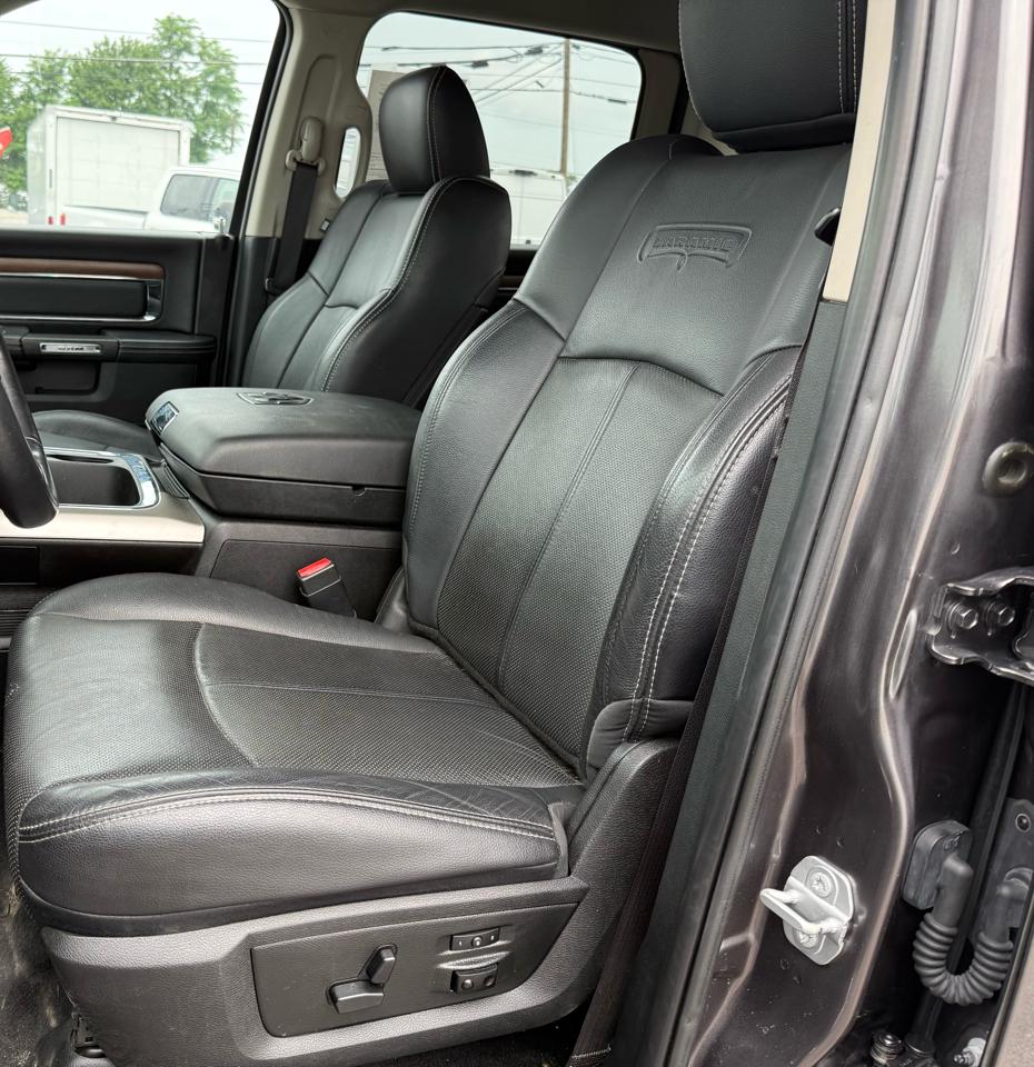 RAM 1500 Laramie 4x4 Crew Cab 5'7" Box 2018