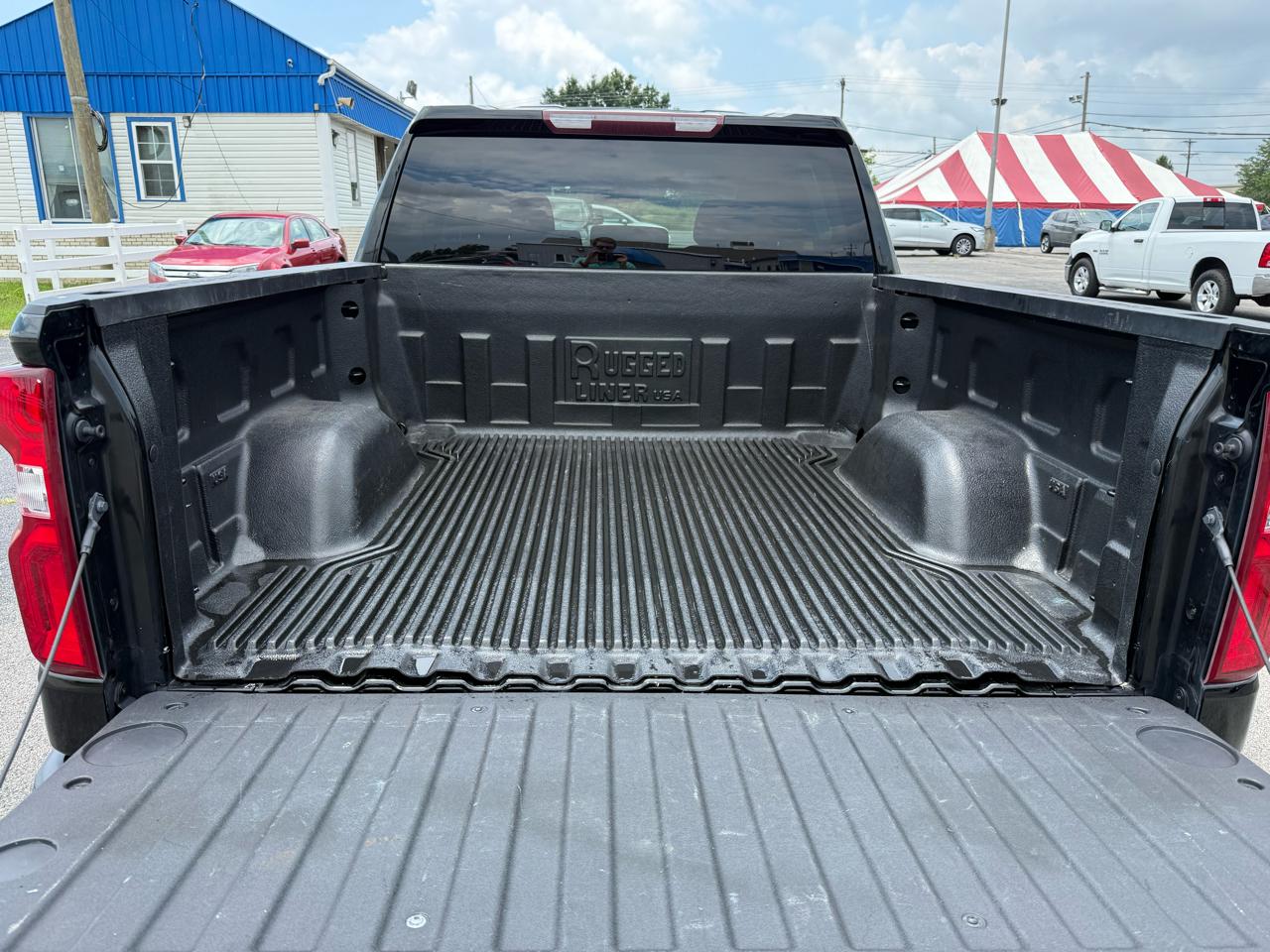 Chevrolet Silverado 1500 4WD Crew Cab 147" Custom 2020