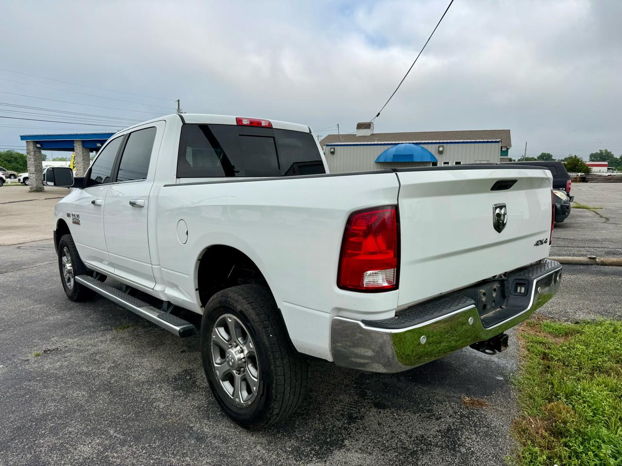 RAM 2500 Big Horn 4x4 Crew Cab 6'4" Box 2018