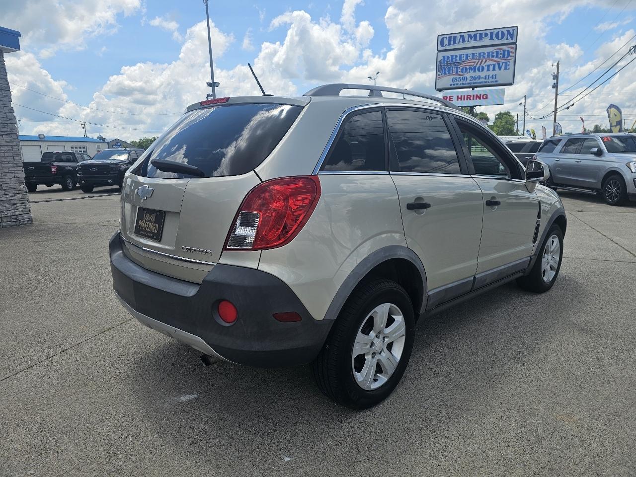 Chevrolet Captiva Sport Fleet FWD 4dr LS w/2LS 2013