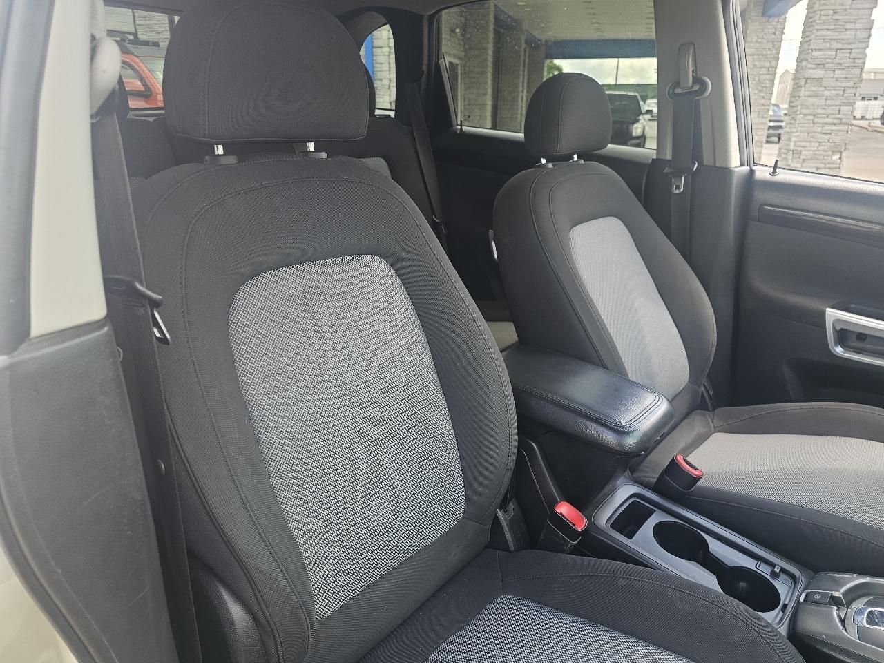 Chevrolet Captiva Sport Fleet FWD 4dr LS w/2LS 2013