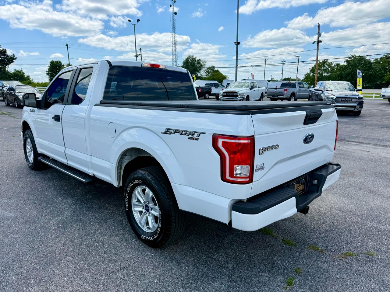 Ford F-150 XLT 4WD SuperCab 6.5' Box 2017