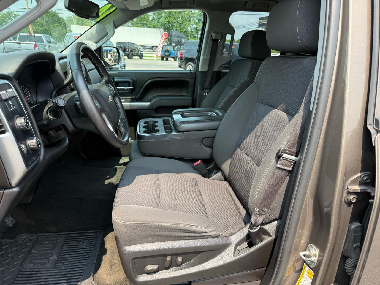 Chevrolet Silverado 1500 4WD Double Cab 143.5" LT w/1LT 2014