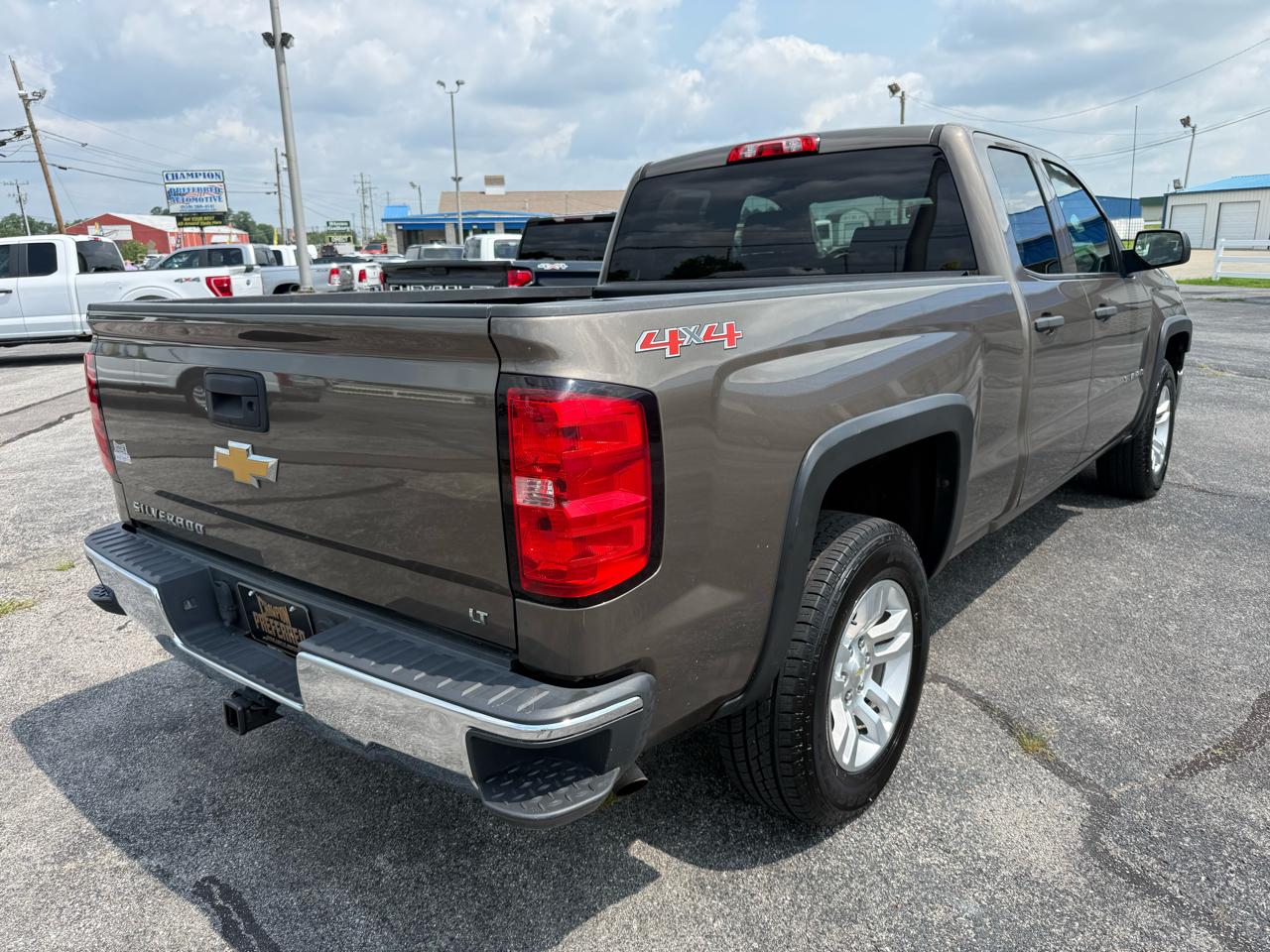Chevrolet Silverado 1500 4WD Double Cab 143.5" LT w/1LT 2014