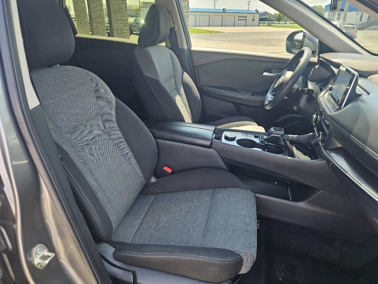 Nissan Rogue AWD SV 2023
