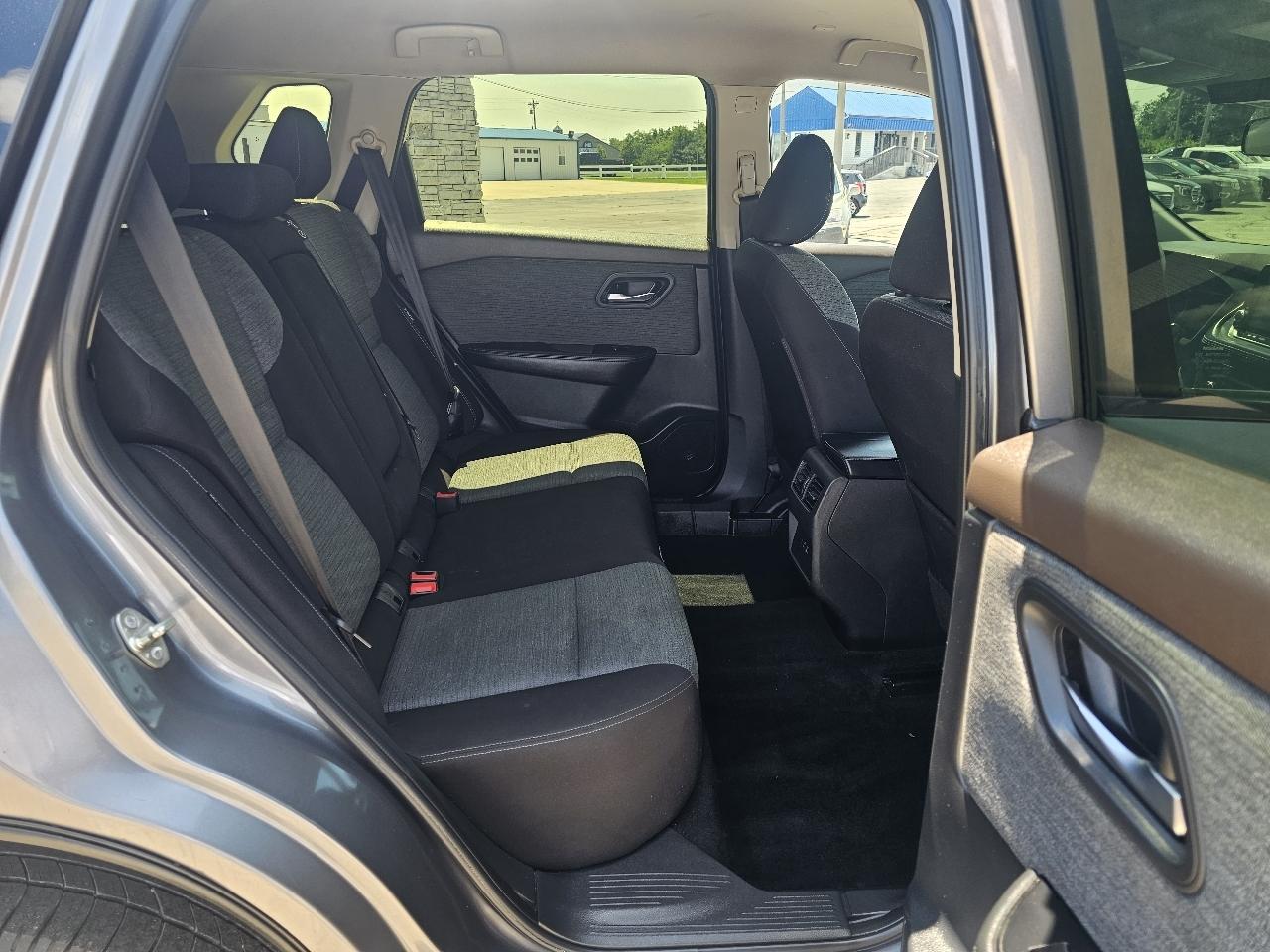 Nissan Rogue AWD SV 2023