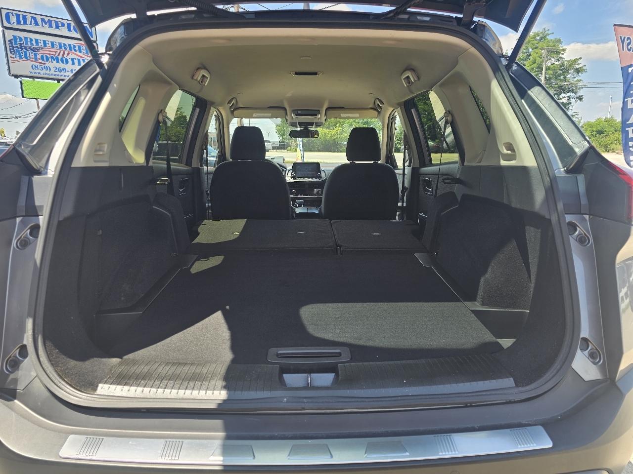 Nissan Rogue AWD SV 2023