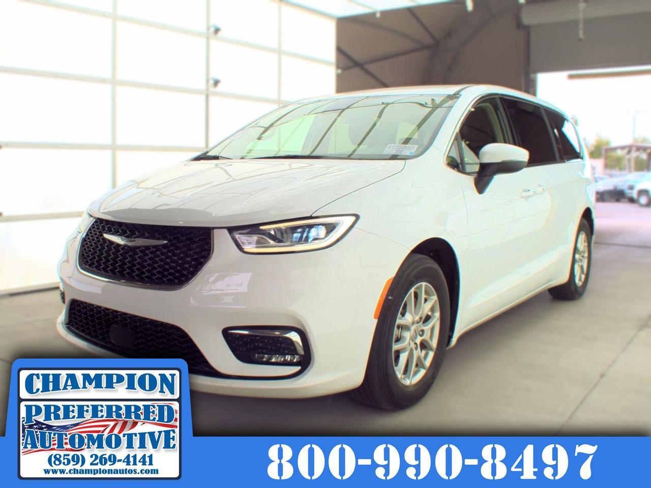 2023 Chrysler Pacifica Touring L FWD