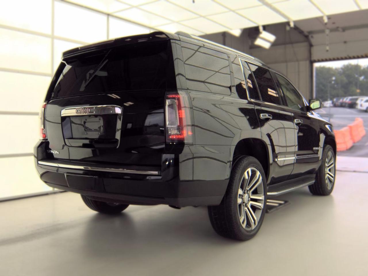 GMC Yukon 4WD 4dr Denali 2017