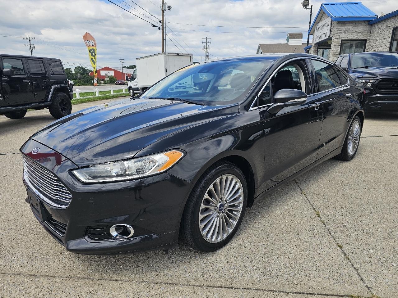 Ford Fusion 4dr Sdn Titanium FWD 2015