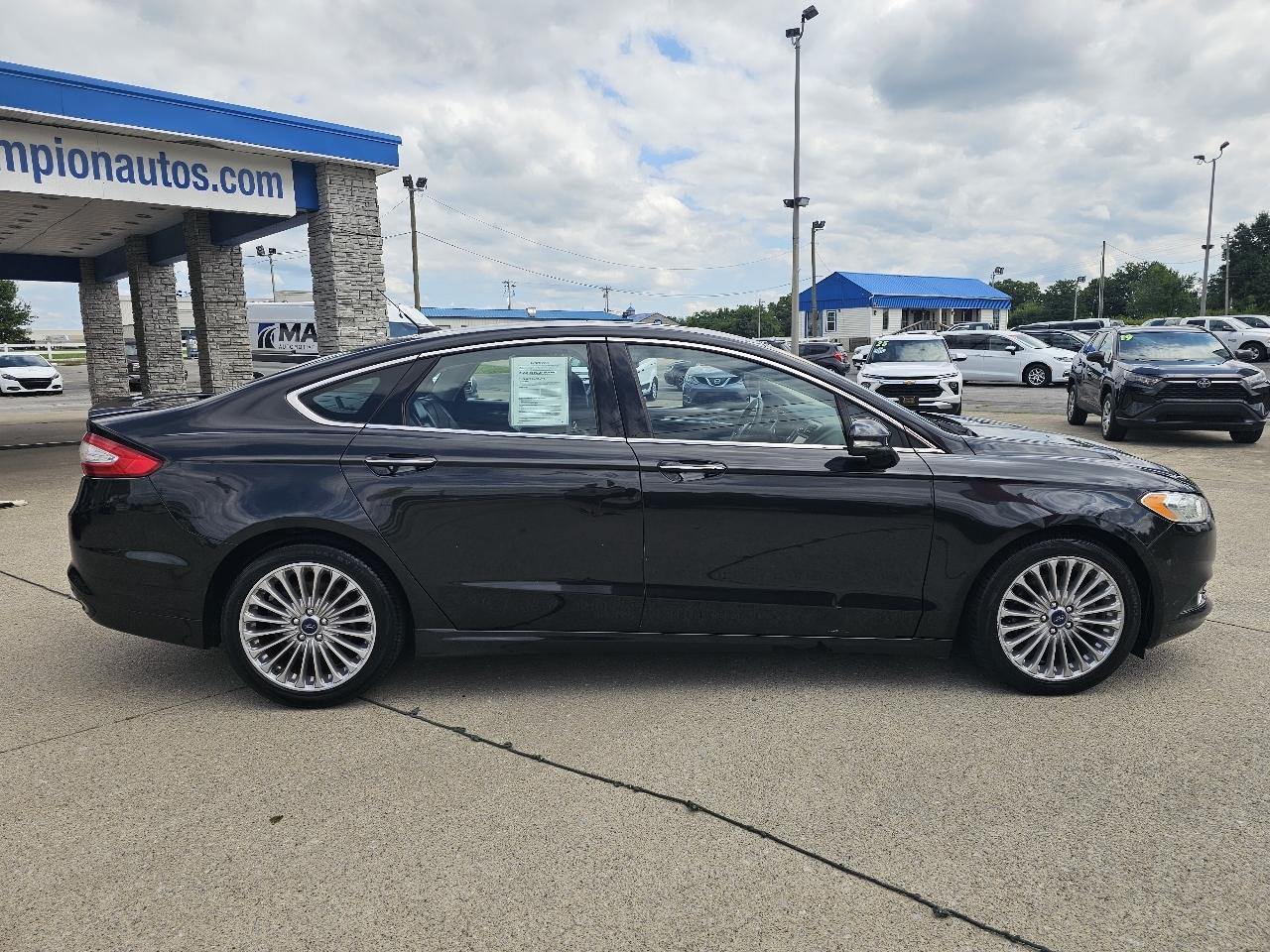 Ford Fusion 4dr Sdn Titanium FWD 2015