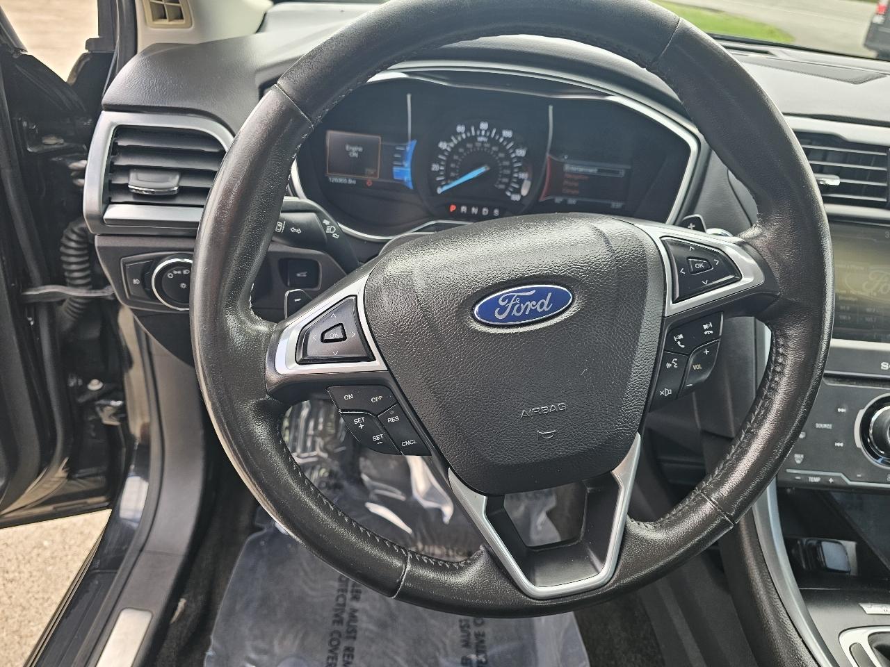 Ford Fusion 4dr Sdn Titanium FWD 2015