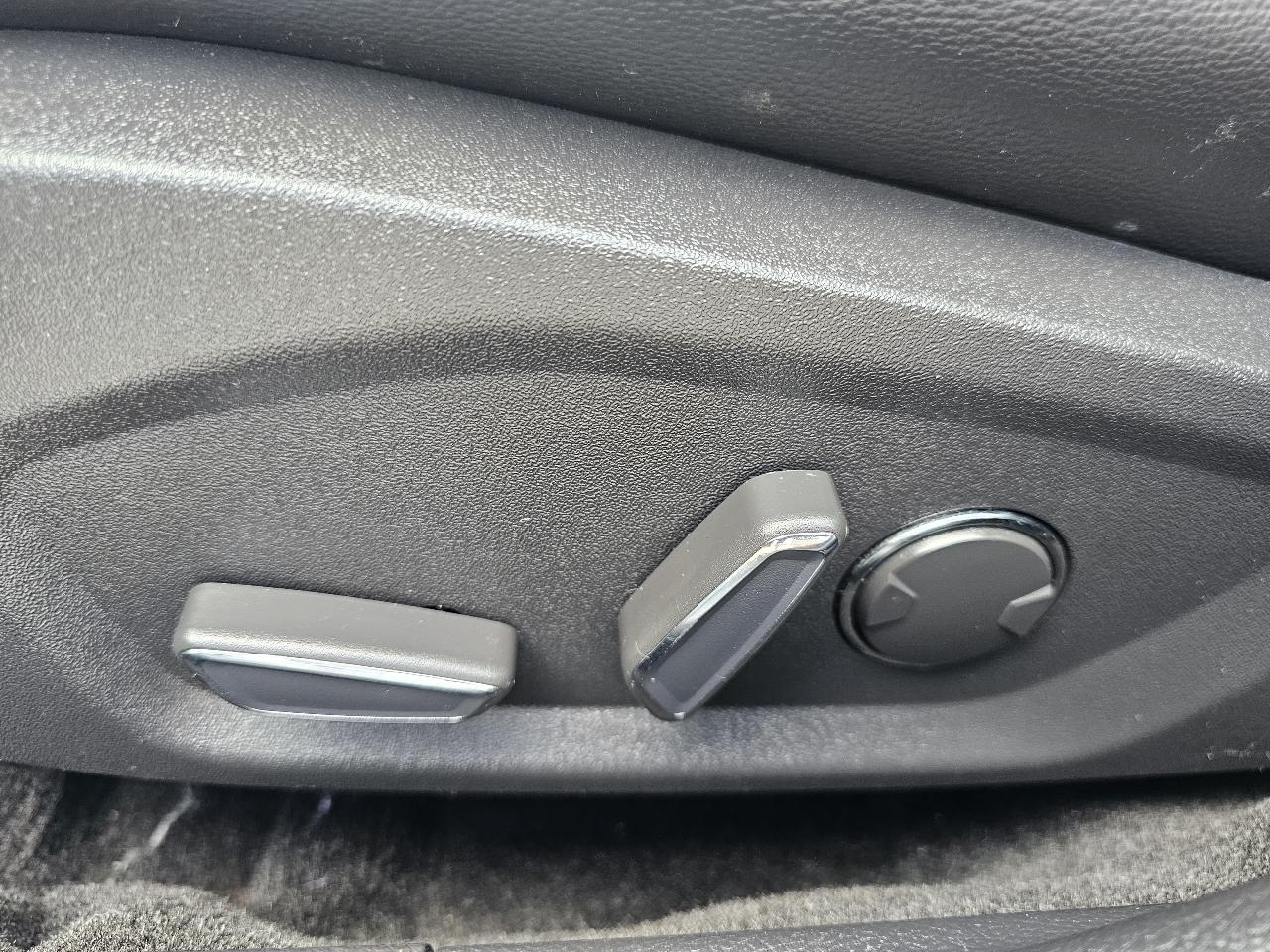 Ford Fusion 4dr Sdn Titanium FWD 2015