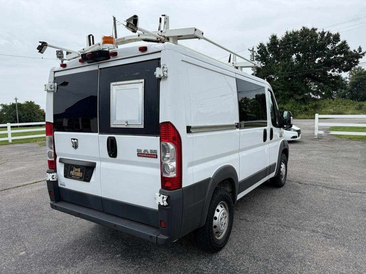 RAM ProMaster Cargo Van 1500 Low Roof 118" WB 2015