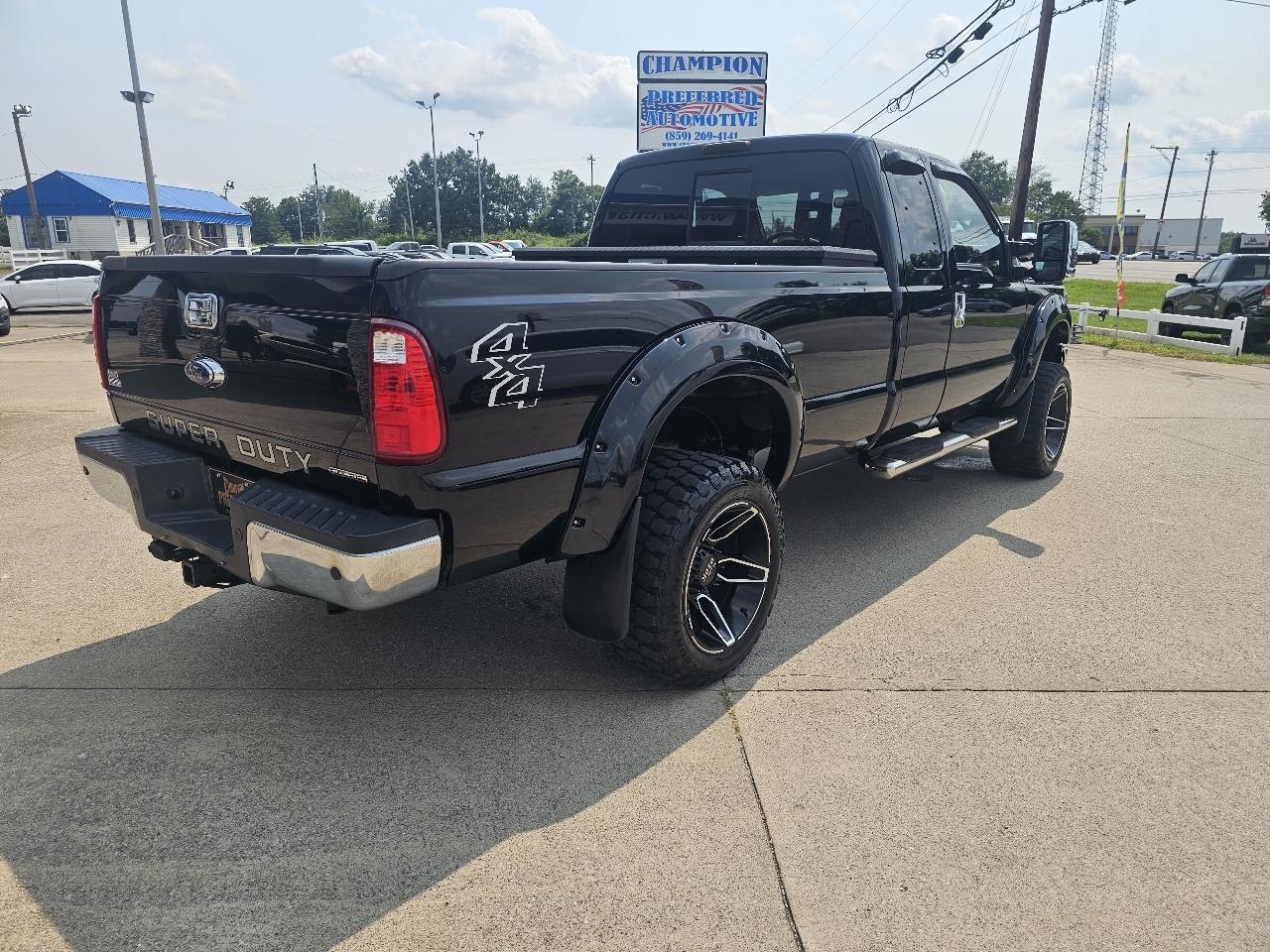 Ford Super Duty F-250 SRW 4WD SuperCab 142" Lariat 2016