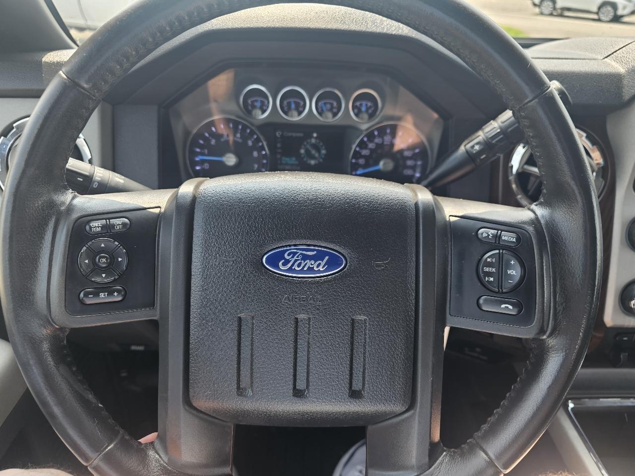 Ford Super Duty F-250 SRW 4WD SuperCab 142" Lariat 2016