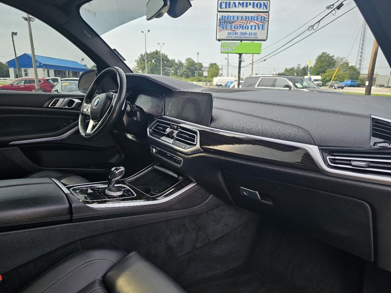 BMW X5 xDrive40i Sports Activity Vehicle 2020