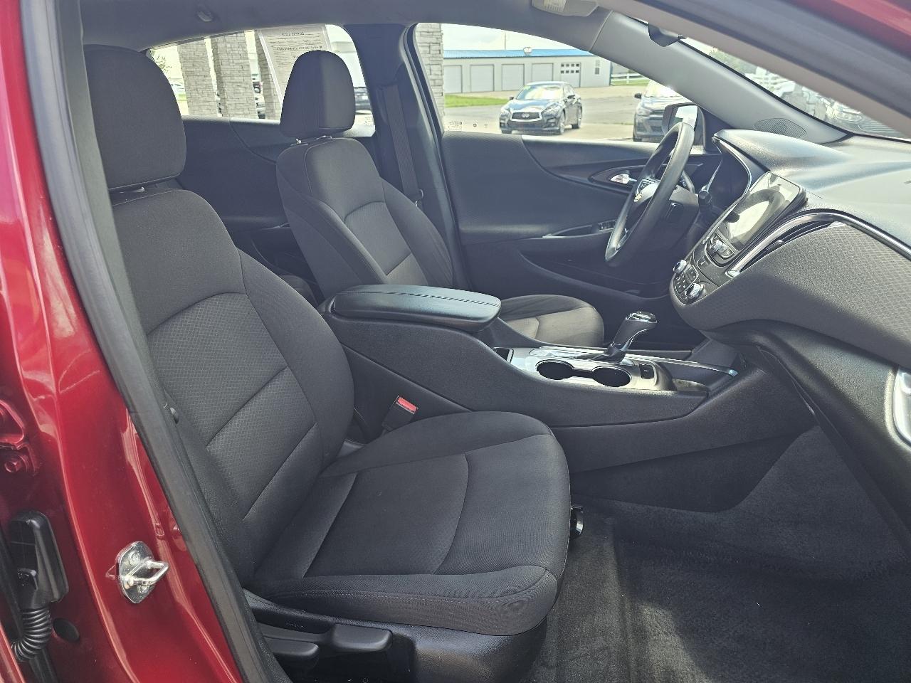 Chevrolet Malibu 4dr Sdn LT w/1LT 2019