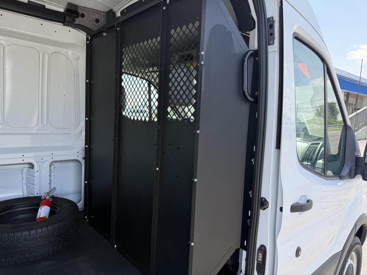 Ford Transit Van T-250 130" Med Rf 9000 GVWR Sliding RH Dr 2019