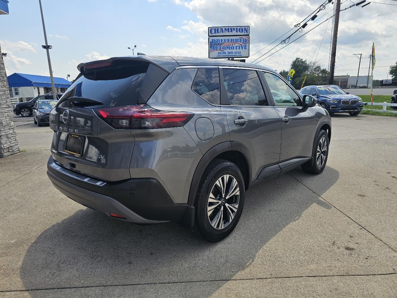 Nissan Rogue FWD SV 2023