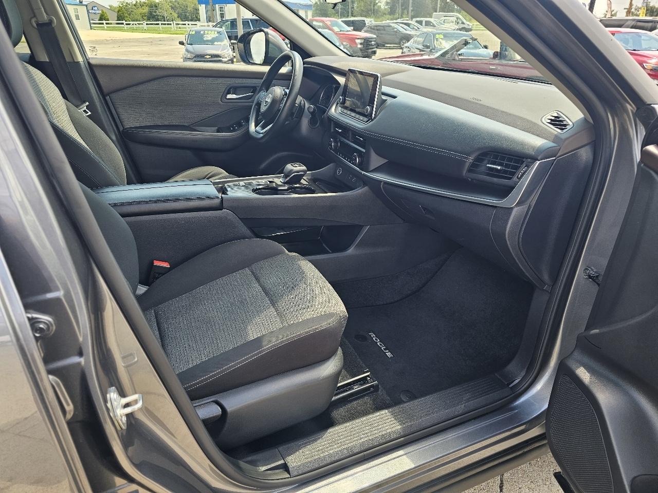 Nissan Rogue FWD SV 2023