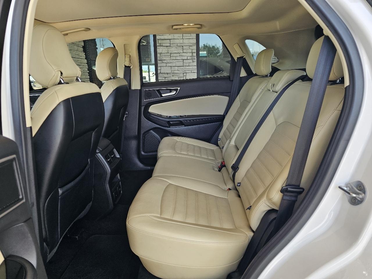 Ford Edge 4dr SEL AWD 2016