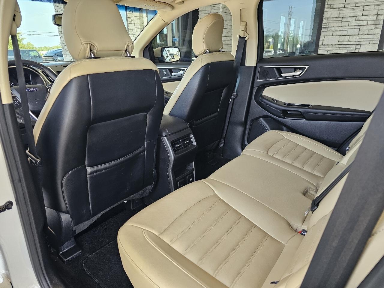 Ford Edge 4dr SEL AWD 2016