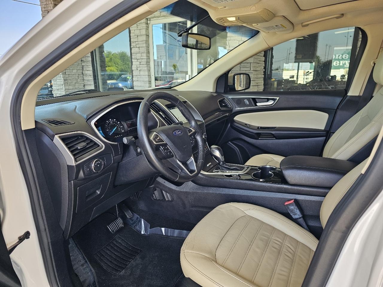 Ford Edge 4dr SEL AWD 2016