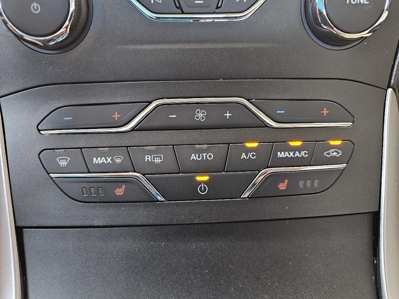 Ford Edge 4dr SEL AWD 2016