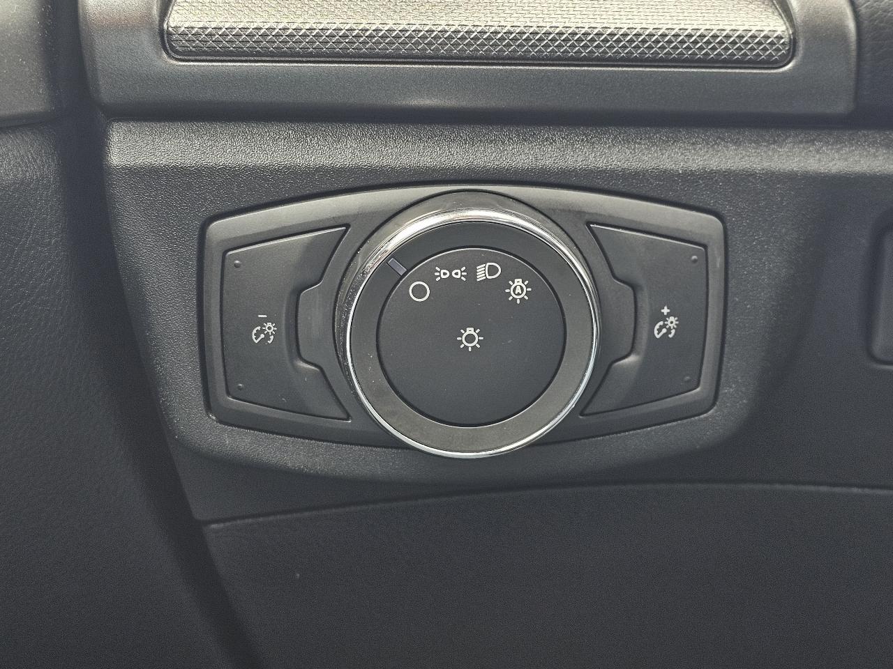 Ford Fusion SE FWD 2019