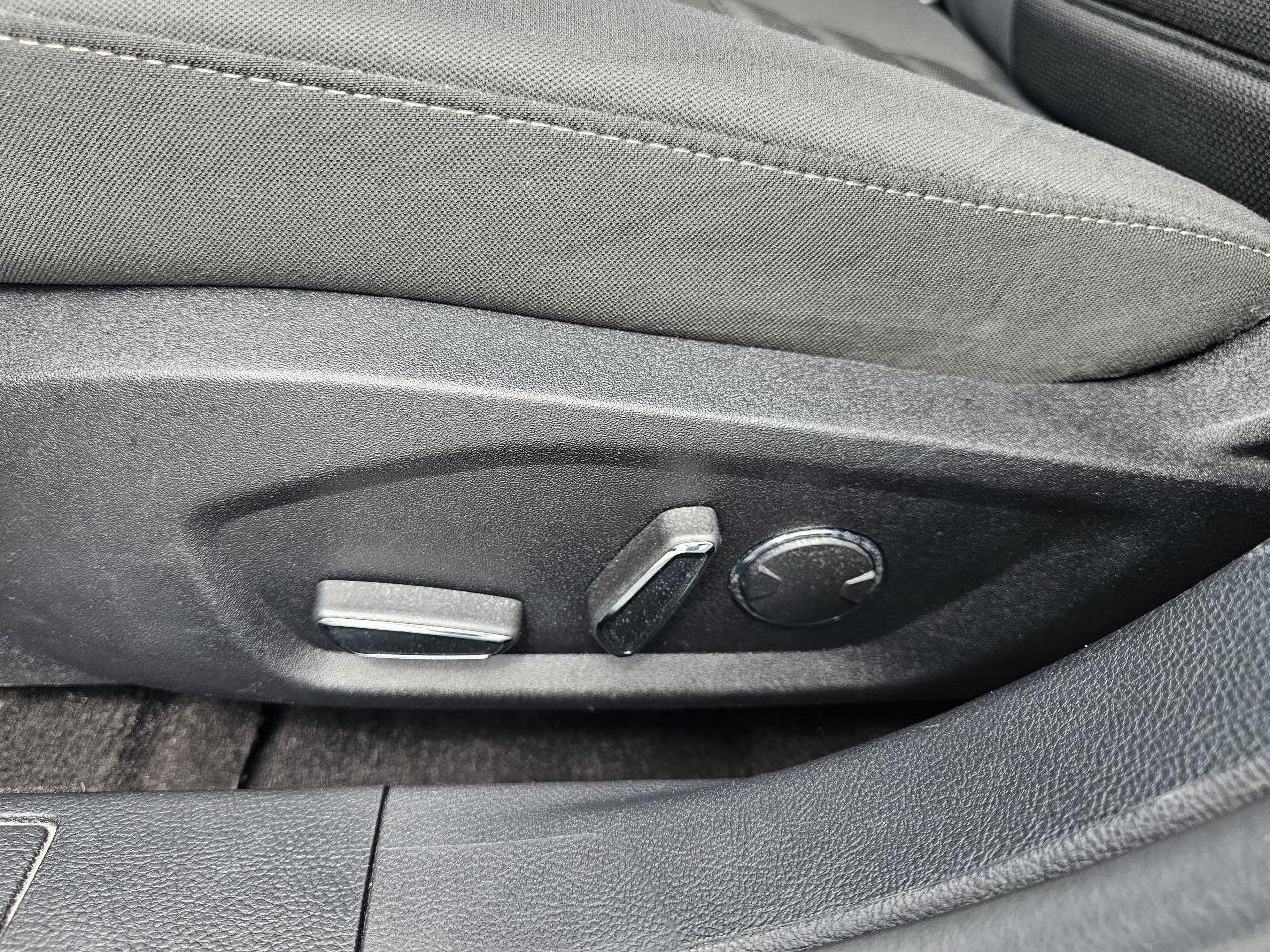 Ford Fusion SE FWD 2019