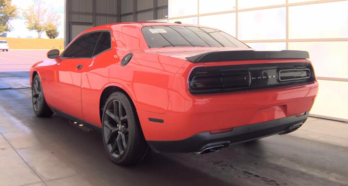 Dodge Challenger R/T RWD 2021