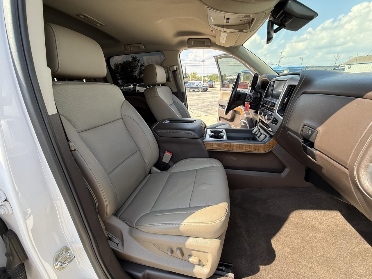GMC Sierra 1500 4WD Crew Cab 143.5" SLT 2018