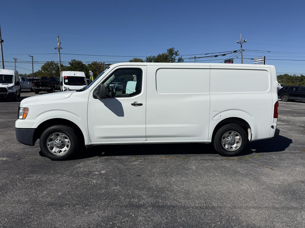 Nissan NV Standard Roof 1500 V6 SV 2016