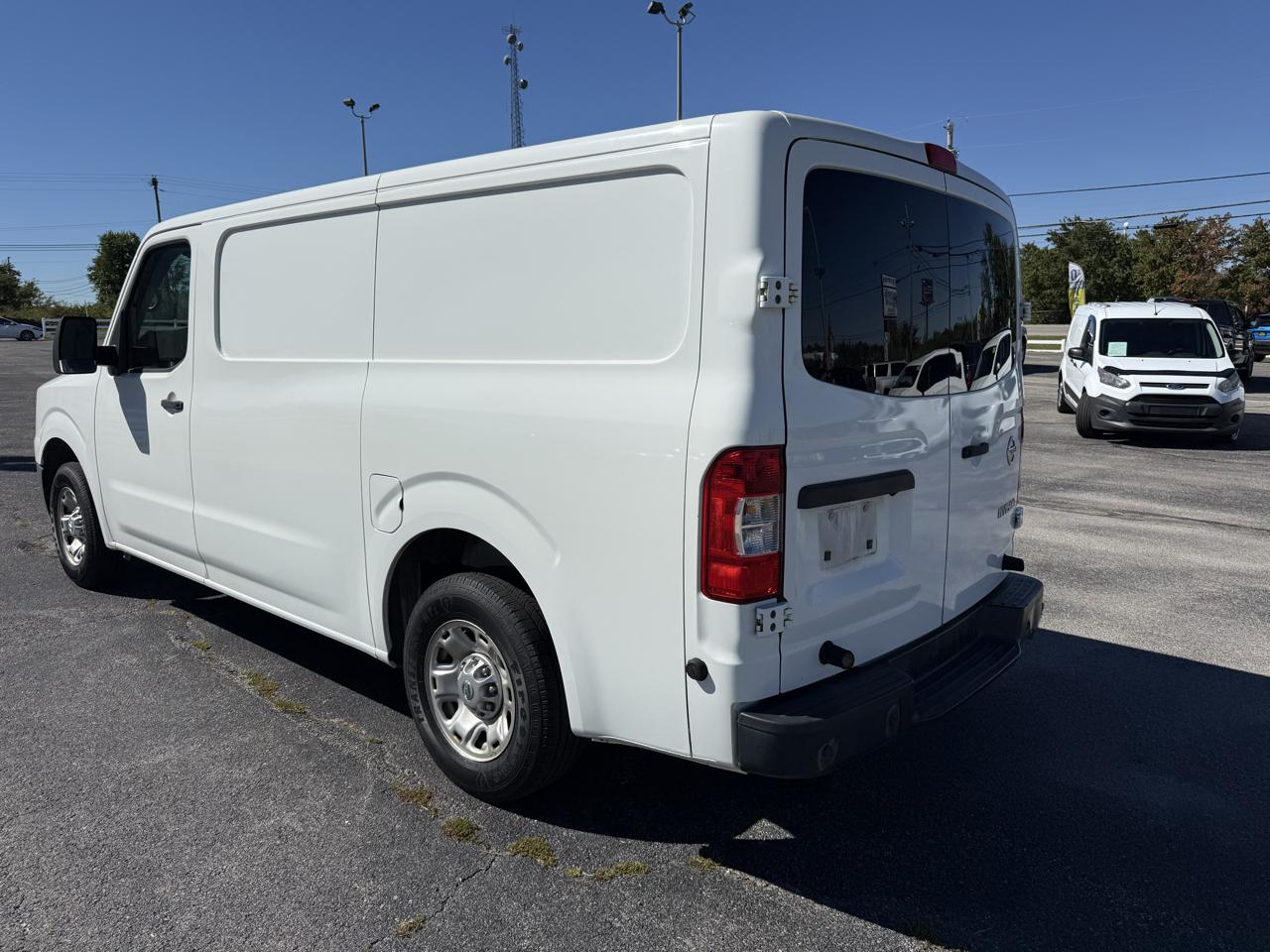 Nissan NV Standard Roof 1500 V6 SV 2016