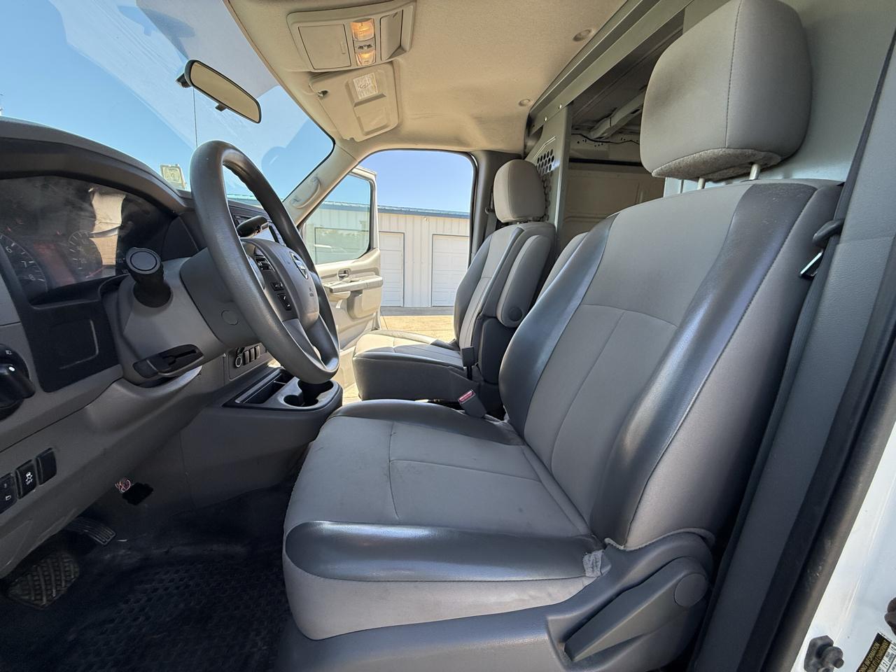 Nissan NV Standard Roof 1500 V6 SV 2016