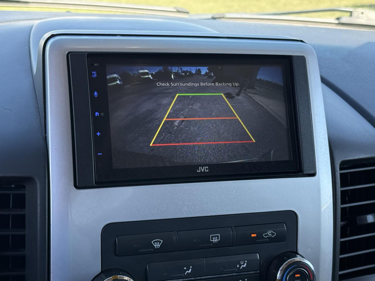Nissan Titan 4WD Crew Cab SWB PRO-4X 2014