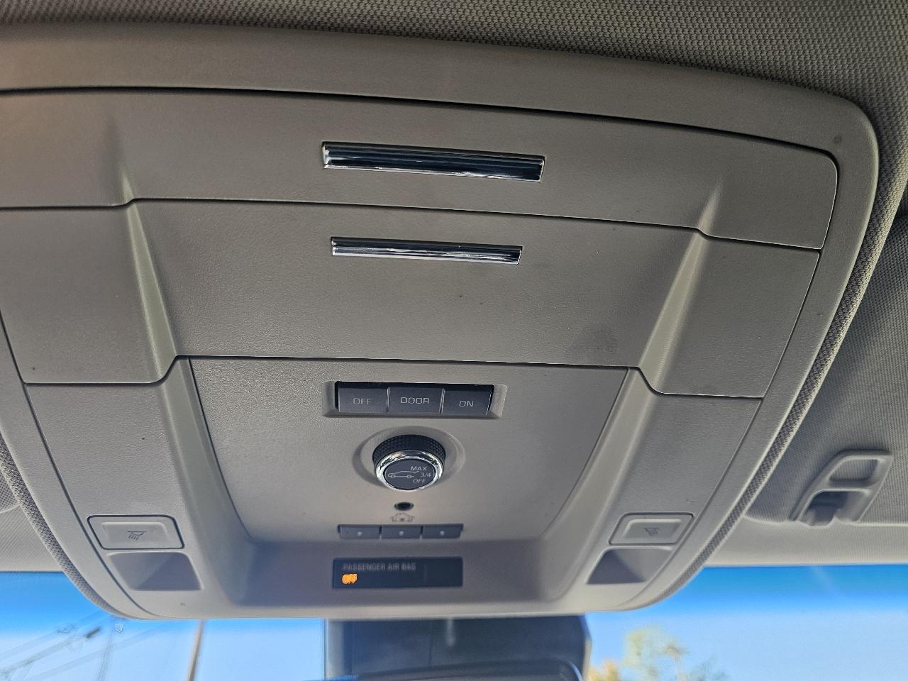 Chevrolet Tahoe 4WD 4dr LT 2019
