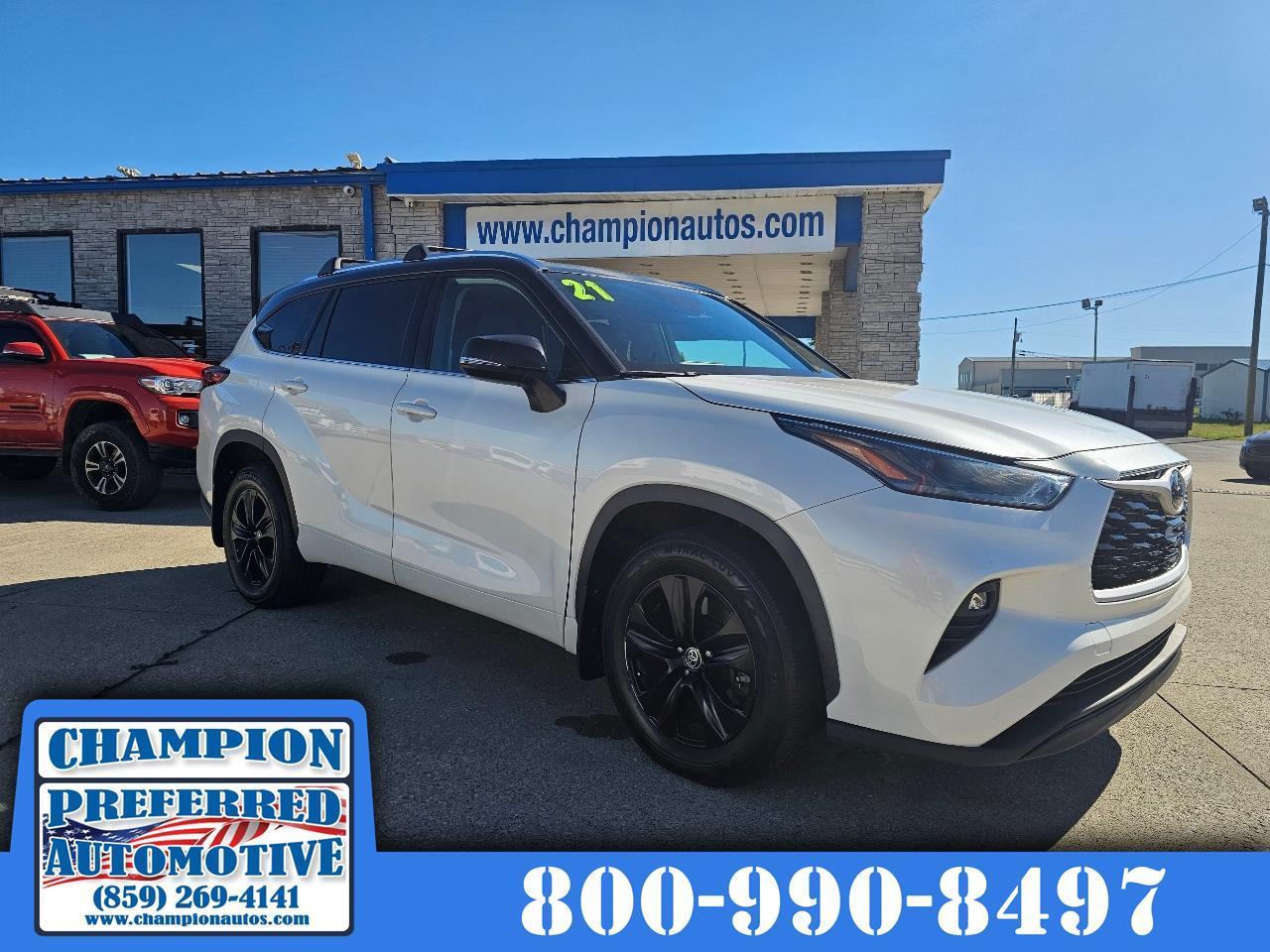 Toyota Highlander XLE AWD (Natl) 2021