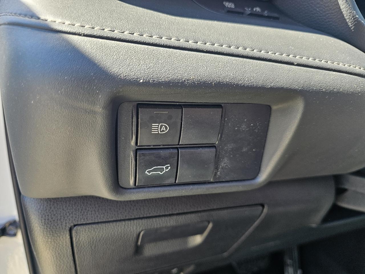 Toyota Highlander XLE AWD (Natl) 2021