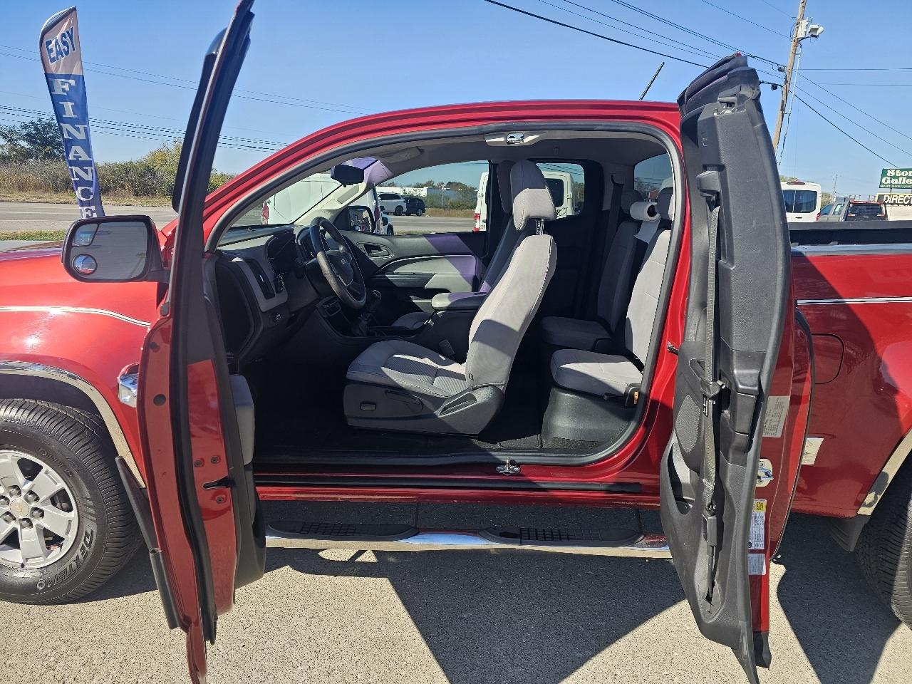 Chevrolet Colorado 2WD Ext Cab 128.3" WT 2016
