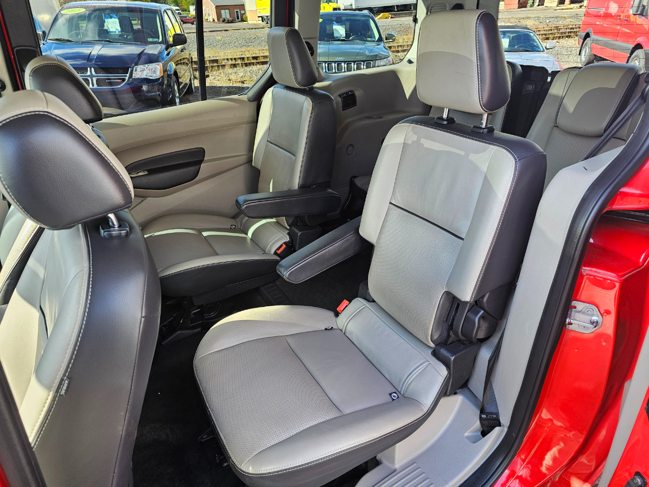 Ford Transit Connect Wagon Titanium w/Rear Liftgate LWB 2017 Ford Transit Connect Wagon Titanium w/Rear Liftgate LWB 2017