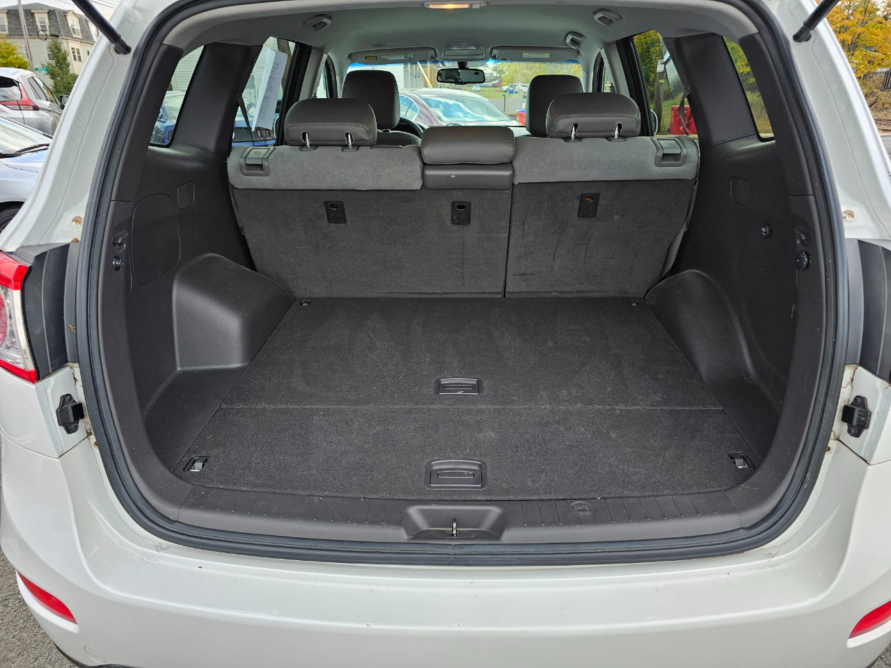 Hyundai Santa Fe SE 3.5 4WD 2011 Hyundai Santa Fe SE 3.5 4WD 2011