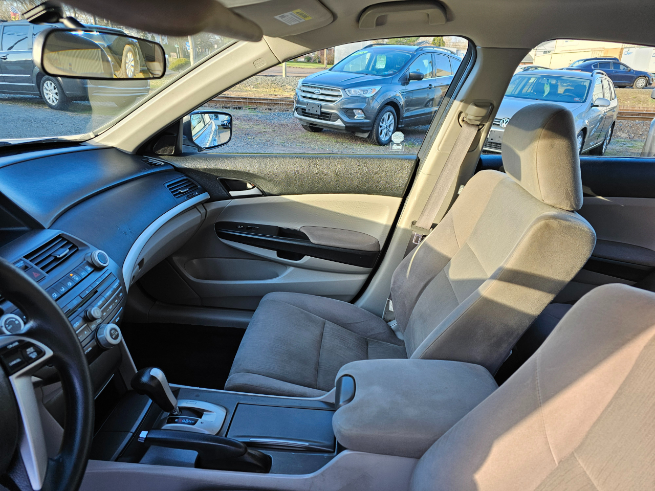 Honda Accord LX sedan AT 2012 Honda Accord LX sedan AT 2012