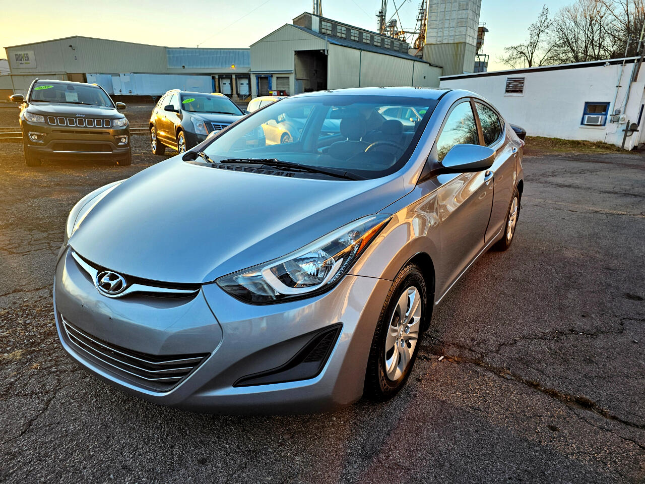 Hyundai Elantra SE 6AT 2016