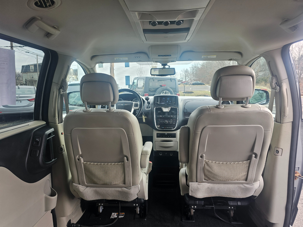 Chrysler Town & Country Touring-L 2014