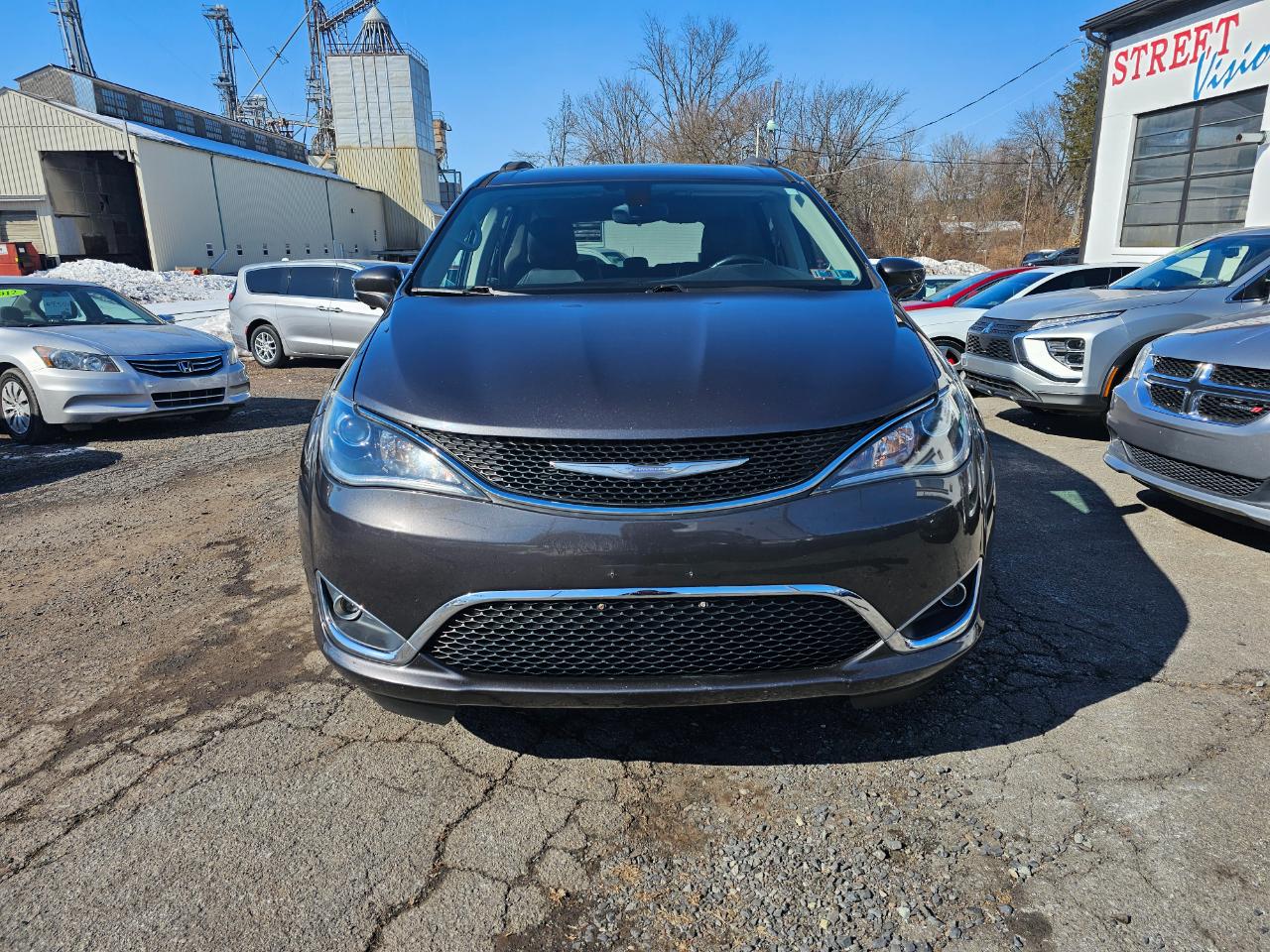 Chrysler Pacifica Touring-L 2017
