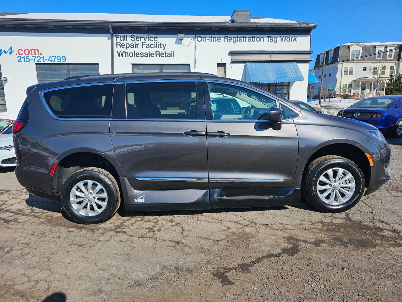 Chrysler Pacifica Touring-L 2017